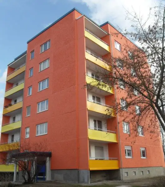 /www/htdocs/w00b8867/ companie -- 3- Raum Wohnung mit 77qm in Sachsendorf