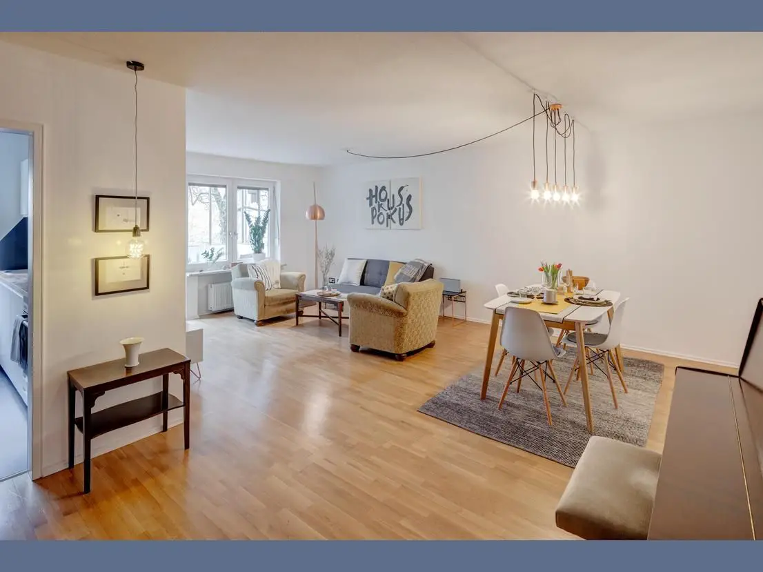 Wohnbereich 10 -- Möbliert: Geschmackvoll eingerichtete Wohnung - 2020 renoviert