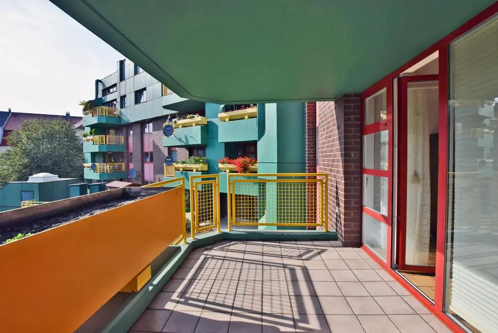 Balkon -- 3 ½ Raum-Eigentumswohnung mit zwei Balkonen in der Borbecker Fußgängerzone