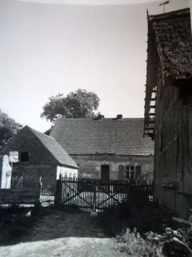 Garten/Hühnerstall v. 1910 -- Dreiseitenhof nahe Bad Saarow &A-RosaResort