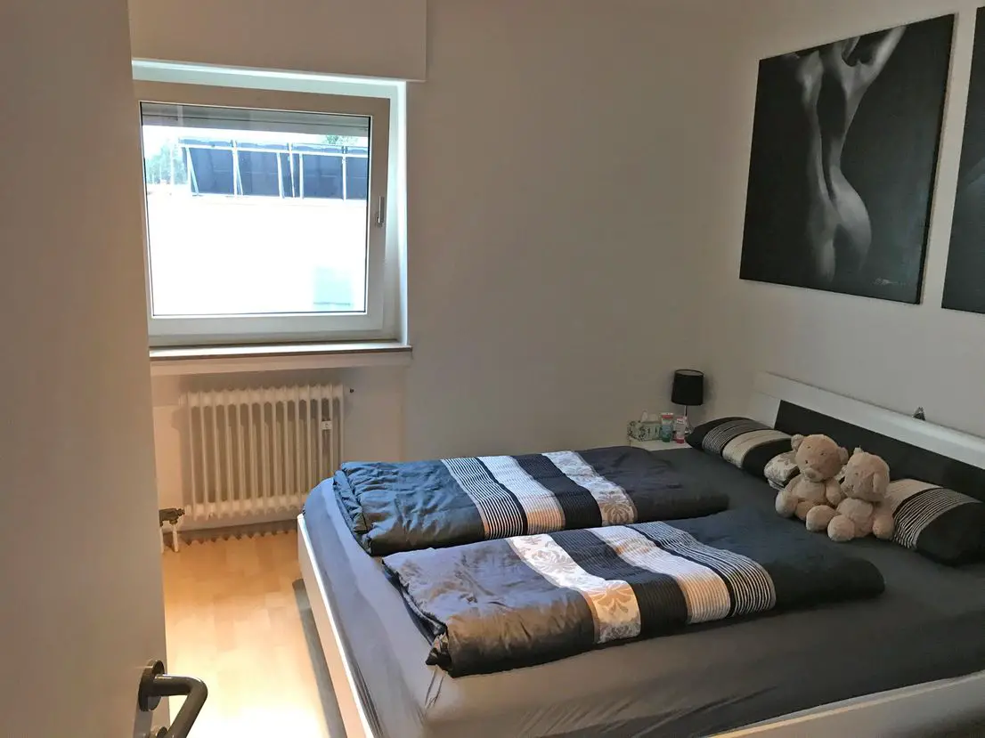 Eltern -- Schöne drei Zimmer Wohnung in Rhein-Sieg-Kreis, Bornheim