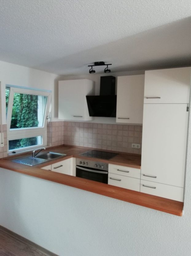 FVFH7172 -- Ansprechende 2-Zimmer Einliegerwohnung mit Terrasse und Einbauküche in Friedrichsdorf-Köppern