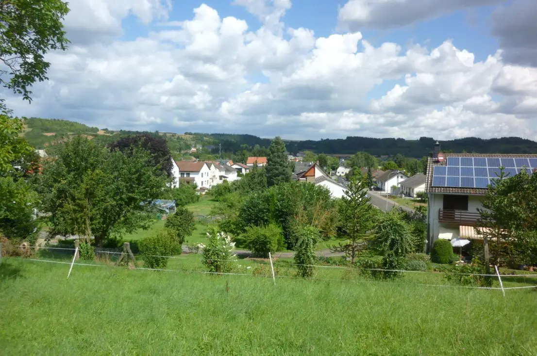 Die Aussicht -- Staudernheim/Nähe Bad Kreuznach - Großes Baugrundstück mit Fernblick -