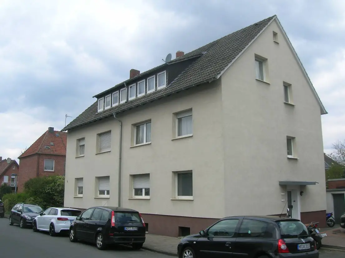 Vorderansicht -- Solides Mehrfamilienhaus mit 5 Wohnungen in Rheine-Schotthock !