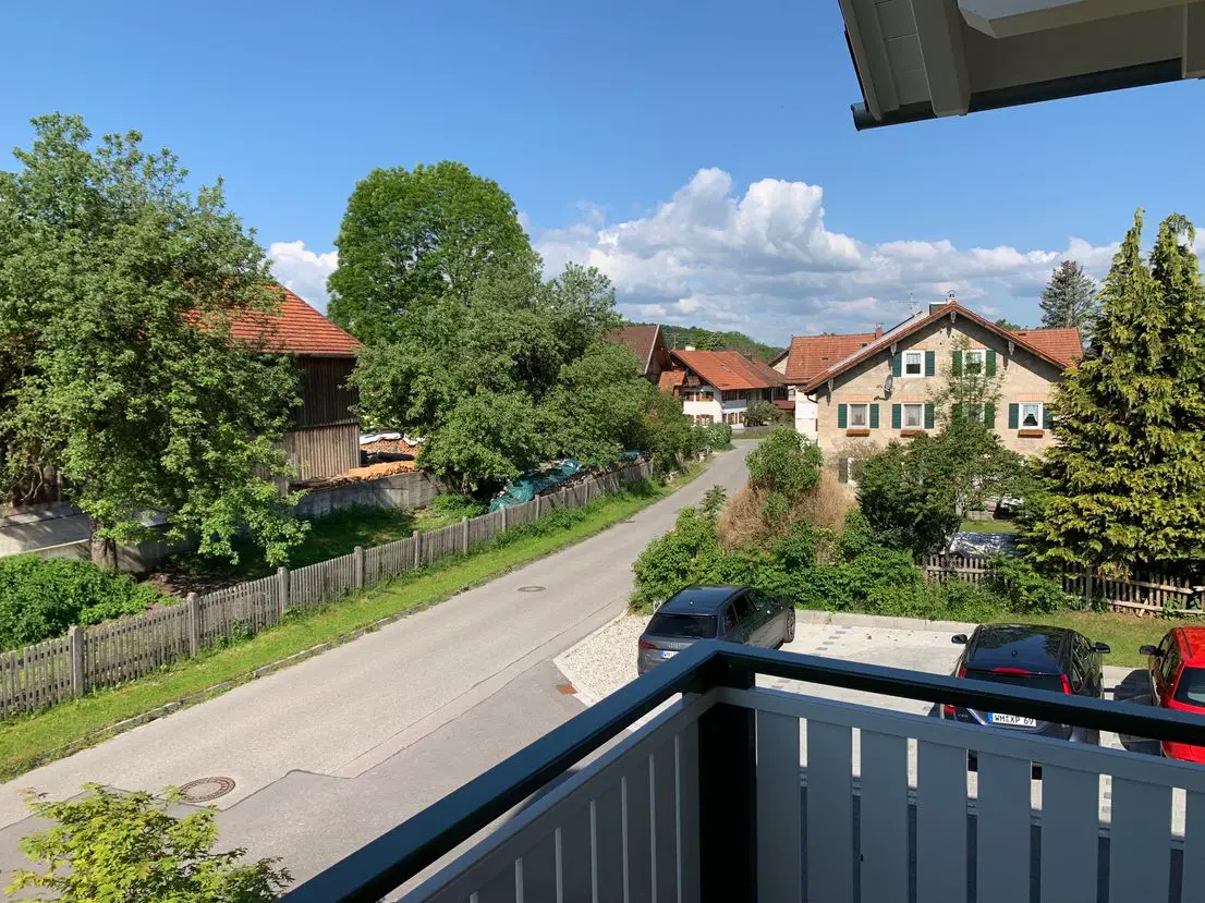 IMG_5382 -- Hochwertige 2-Zimmer-Wohnungen mit Balkon zur Miete in Huglfing
