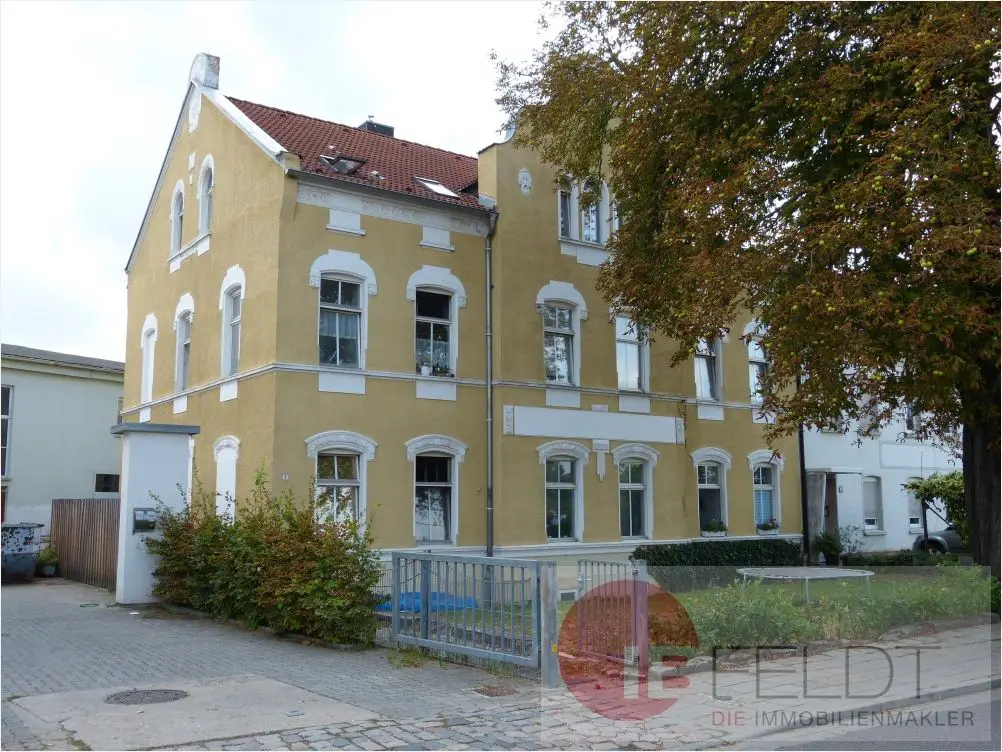 Hausansicht -- 3-Zimmer-Eigentumswohnung in Schönebeck