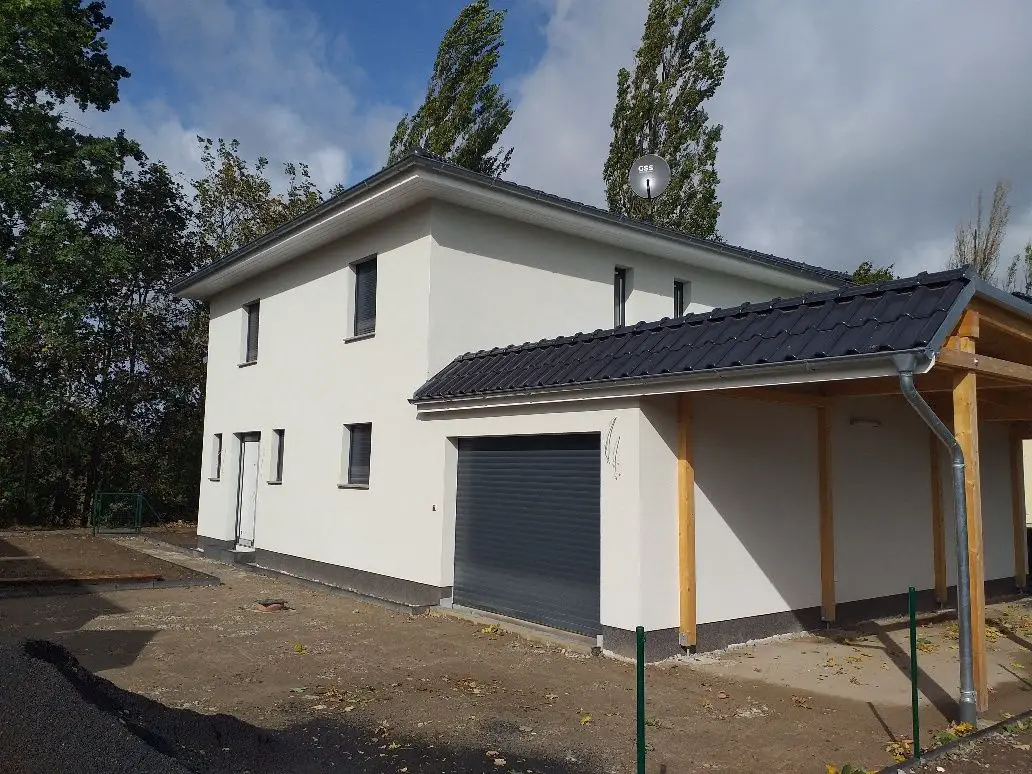 20190930_123337_resized -- Exclusives Wohnhaus mit Garage und Carport in der Stadt Fehrbellin
