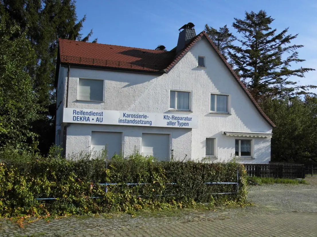  -- Großes Einfamilienhaus und Werkstattgebäude in Königsbrück
