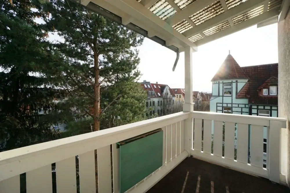 Balkon -- Große 4-Raum-Maisonette-Wohnung in Marienthal