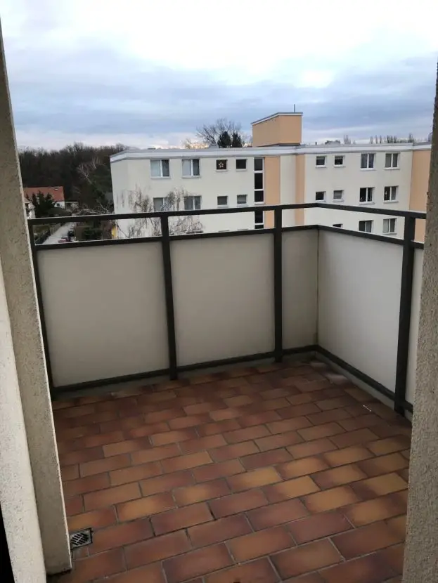 IMG_1399 -- 3 Zimmer mit Balkon und Einbauküche