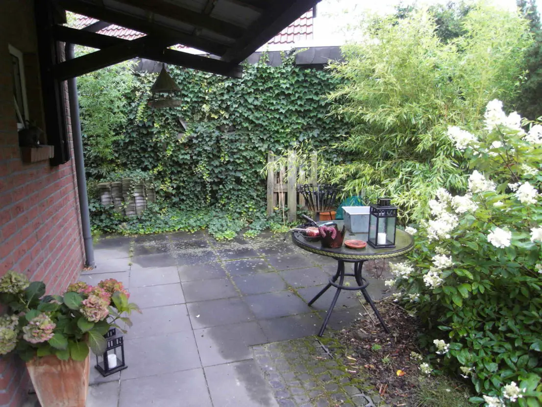 Terrasse -- Wohnen in Meinersen, freistehendes Einfamilienhaus mit Garten und Garage
