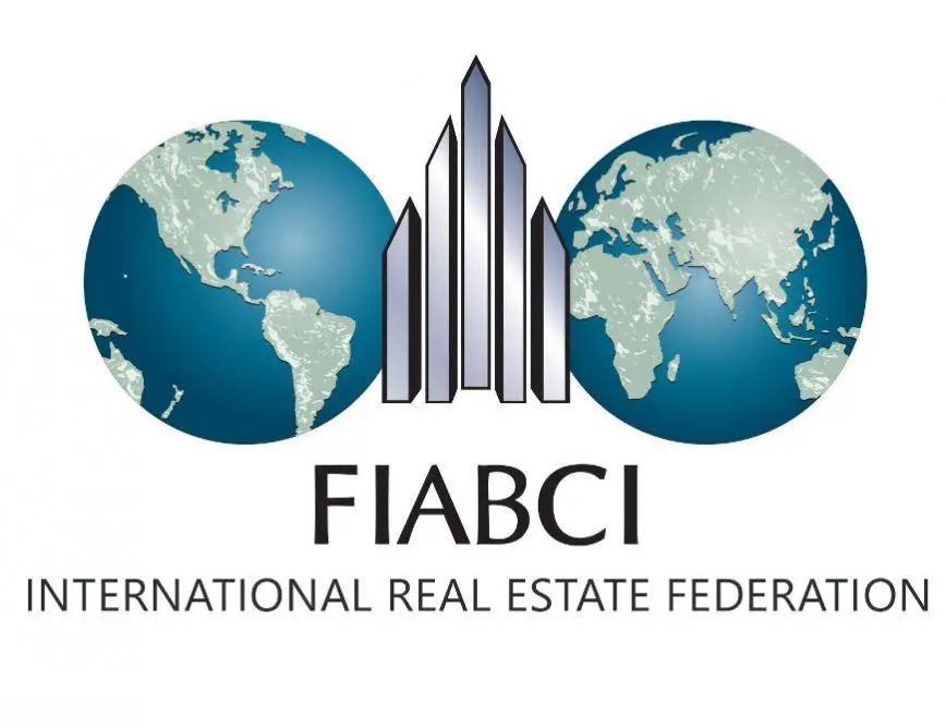 FIABCI -- IMMOBERLIN: Optimal besonnte vermietete Wohnung mit ruhiger Westterrasse