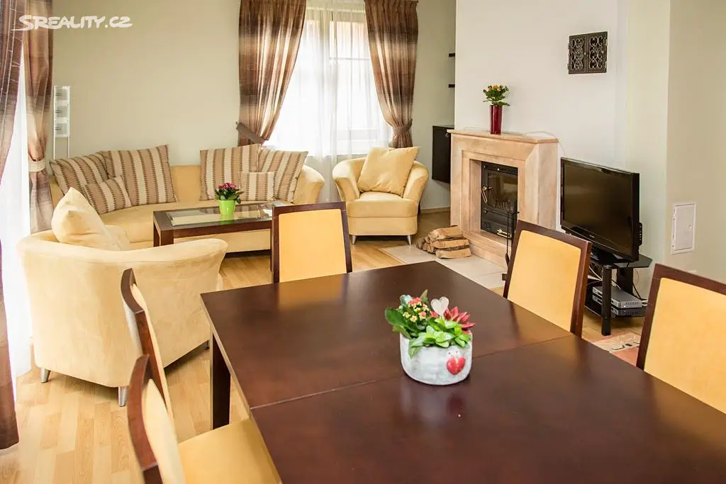 Prodej  rodinného domu 160 m², pozemek 440 m², Slovenská, Karlovy Vary