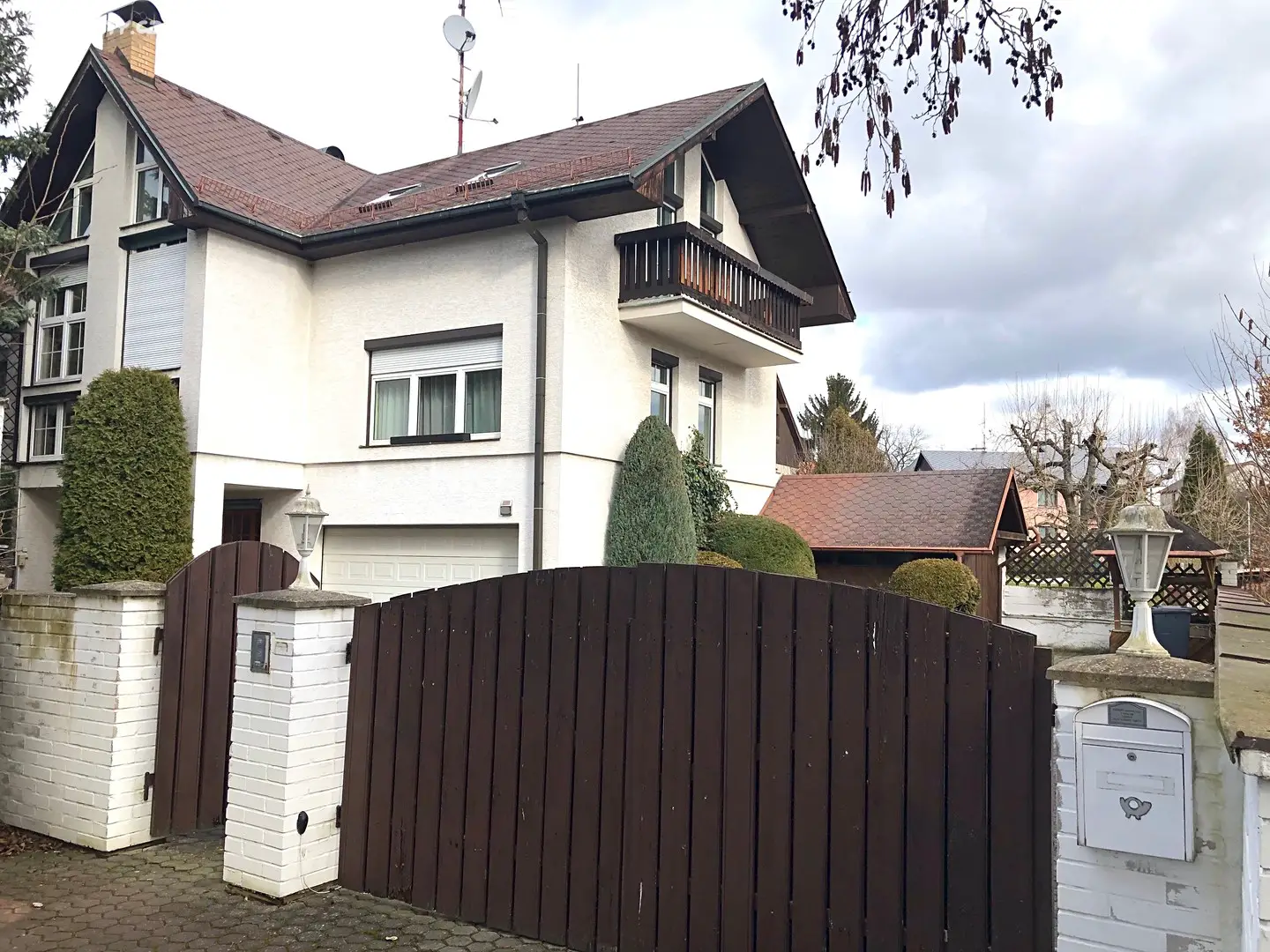 Prodej  rodinného domu 250 m², pozemek 698 m², Karlovy Vary - Tašovice, okres Karlovy Vary