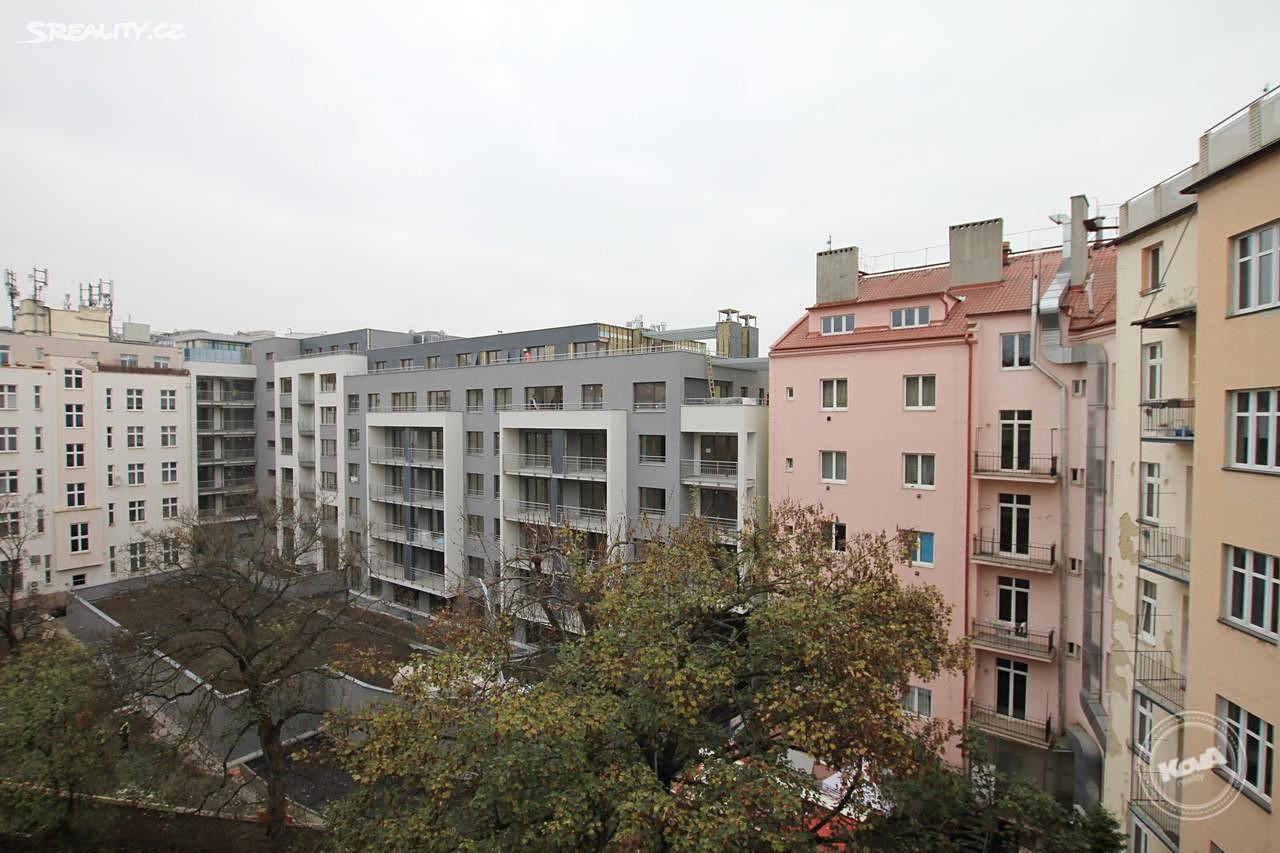 Prodej bytu 1+1 128 m², Na Břehu, Praha 9 - Vysočany