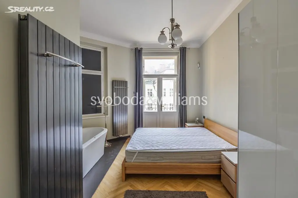 Pronájem bytu 2+1 80 m², Široká, Praha 1 - Josefov