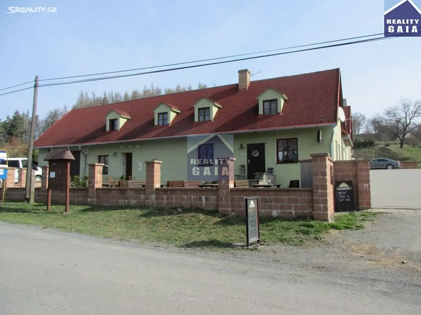 Prodej  chaty 765 m², pozemek 3 200 m², Kladky, okres Prostějov