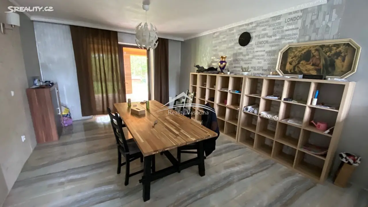 Prodej  rodinného domu 400 m², pozemek 1 659 m², Strančice - Kašovice, okres Praha-východ