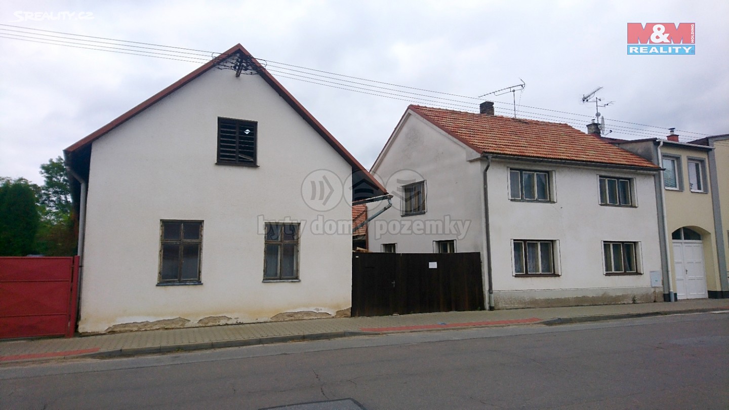 Prodej  rodinného domu 1 272 m², pozemek 1 272 m², Bratří Čapků, Holice