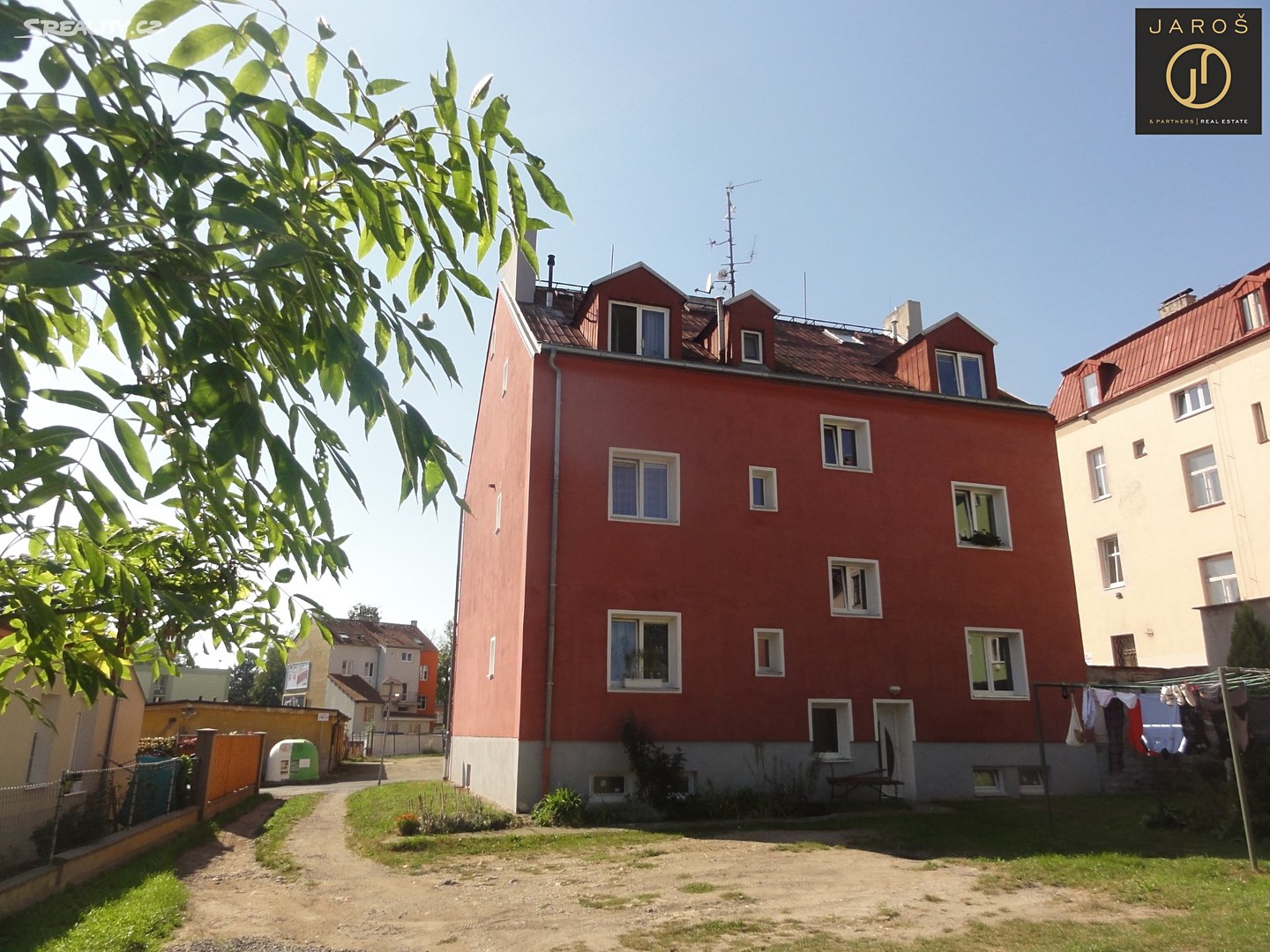 Prodej bytu 2+1 69 m², Karlovy Vary - Dvory, okres Karlovy Vary
