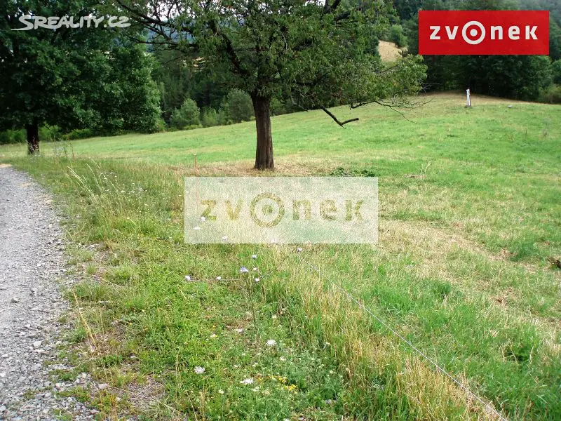 Prodej  pozemku 3 115 m², Lutonina, okres Zlín