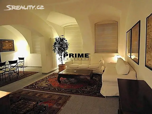 Pronájem bytu 2+1 94 m², Vlašská, Praha 1 - Malá Strana