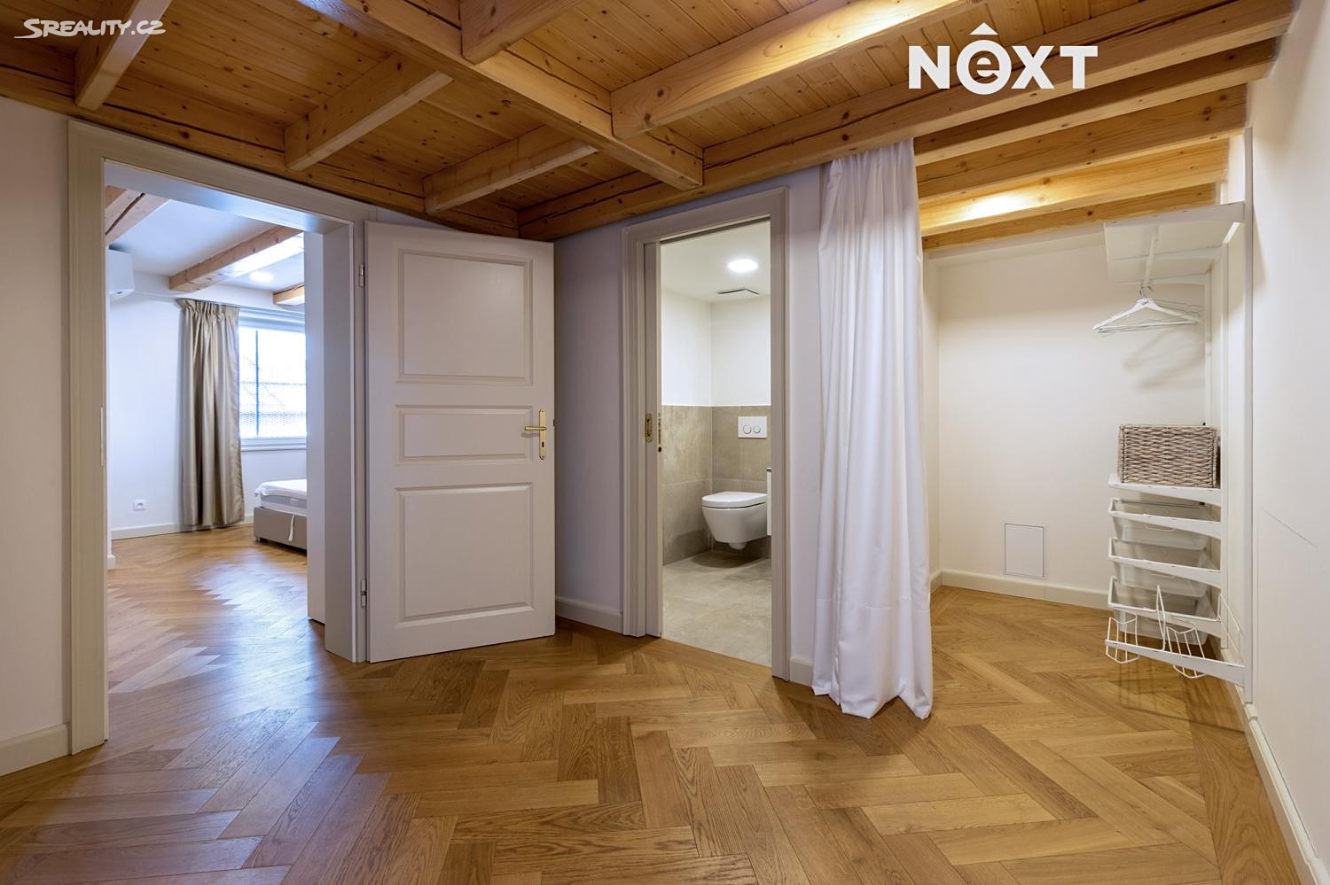 Pronájem bytu 2+kk 126 m², Bolzanova, Praha 1 - Nové Město