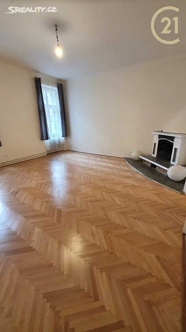 Pronájem bytu 4+1 170 m², Náplavní, Praha 2 - Nové Město