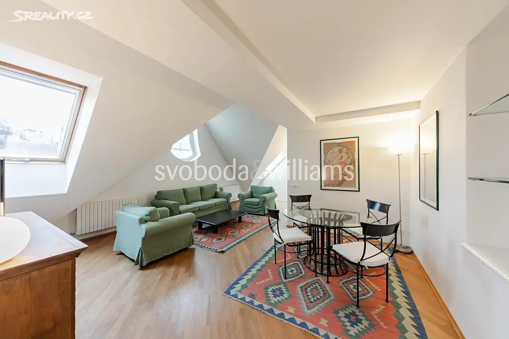 Pronájem bytu 3+1 107 m², Odborů, Praha 2 - Nové Město