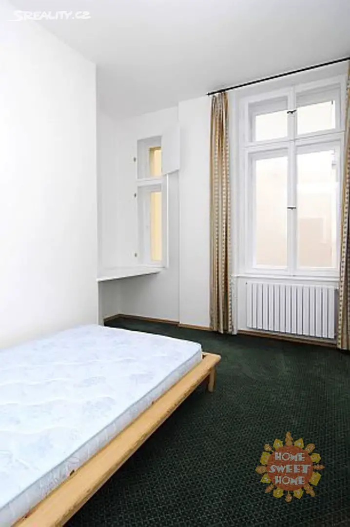 Pronájem bytu 3+kk 87 m², Odborů, Praha 2 - Nové Město