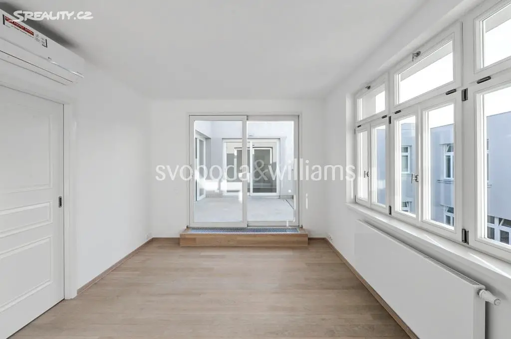 Pronájem bytu 5+1 201 m², Jungmannova, Praha 1 - Nové Město
