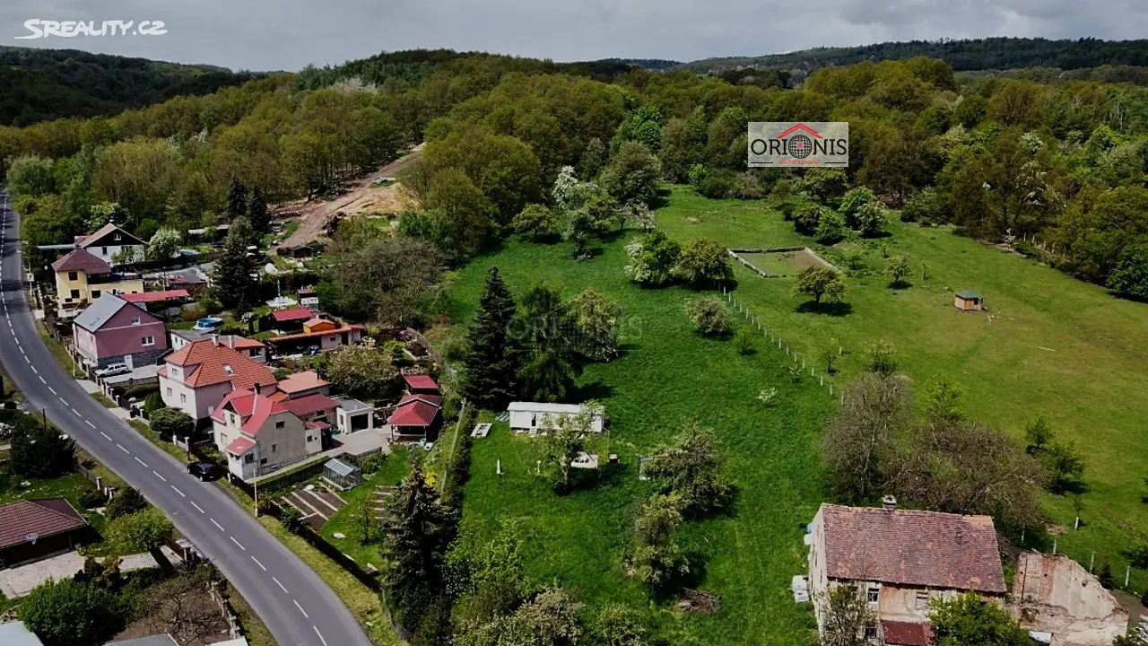 Prodej  stavebního pozemku 3 000 m², Jirkov - Březenec, okres Chomutov