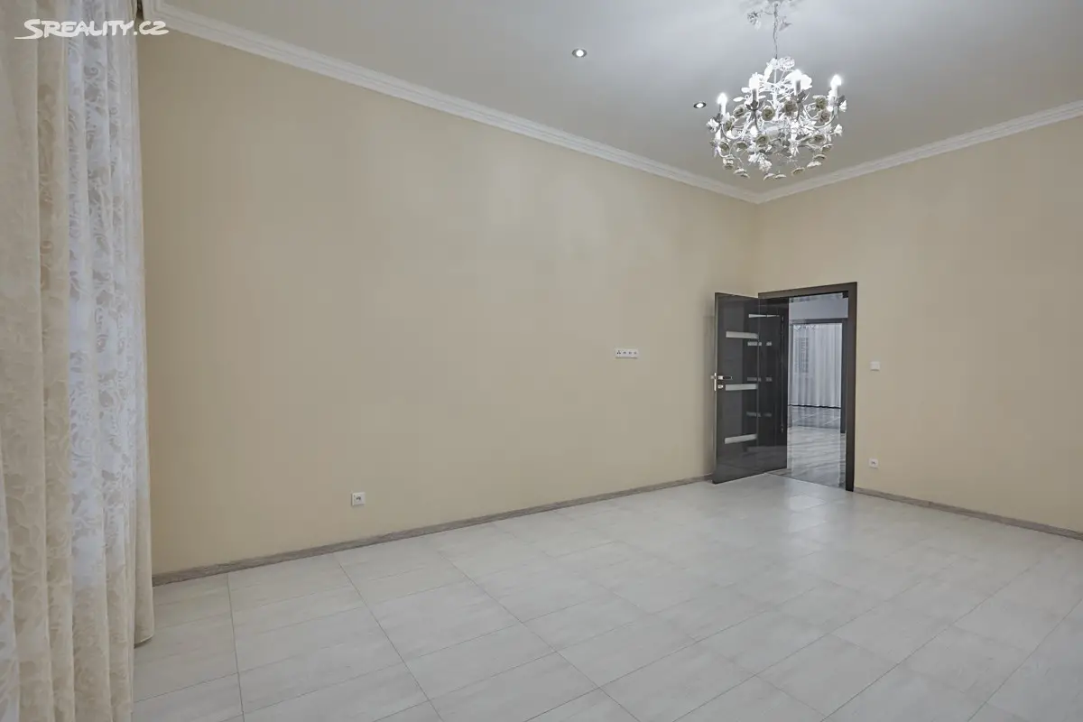 Prodej bytu 5+kk 160 m², Vřídelní, Karlovy Vary