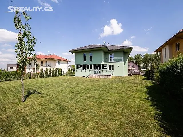 Pronájem  rodinného domu 350 m², pozemek 1 174 m², Pod Valem II., Průhonice