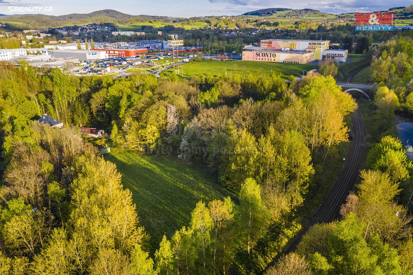 Prodej  stavebního pozemku 3 674 m², Otavská, Liberec - Liberec VI-Rochlice