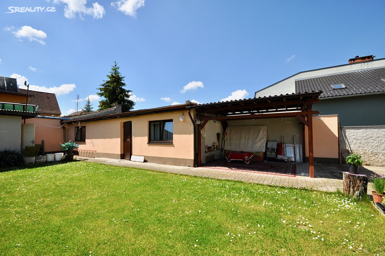 Prodej  rodinného domu 160 m², pozemek 334 m², Zeleneč, okres Praha-východ