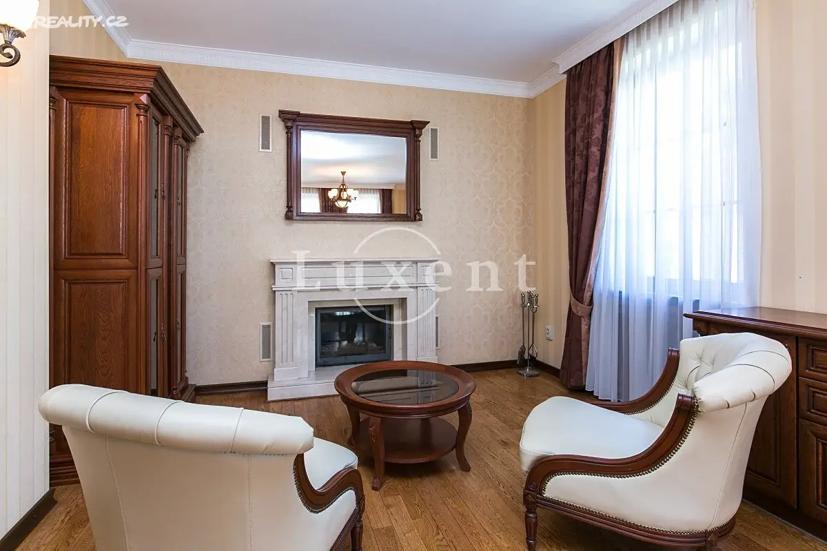 Prodej  rodinného domu 598 m², pozemek 1 197 m², Praha 4 - Braník