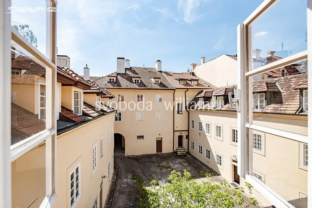 Prodej bytu 3+kk 104 m², Valdštejnská, Praha 1 - Malá Strana