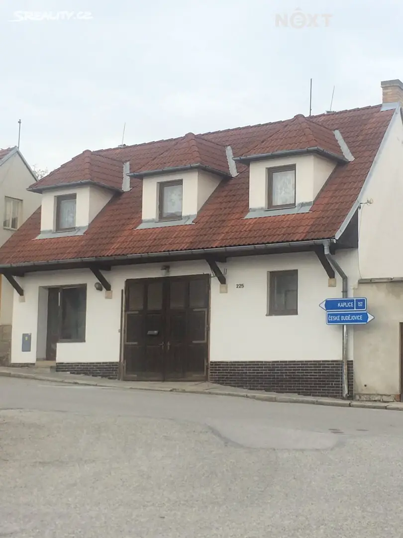 Prodej  rodinného domu 395 m², pozemek 317 m², Besednice, okres Český Krumlov