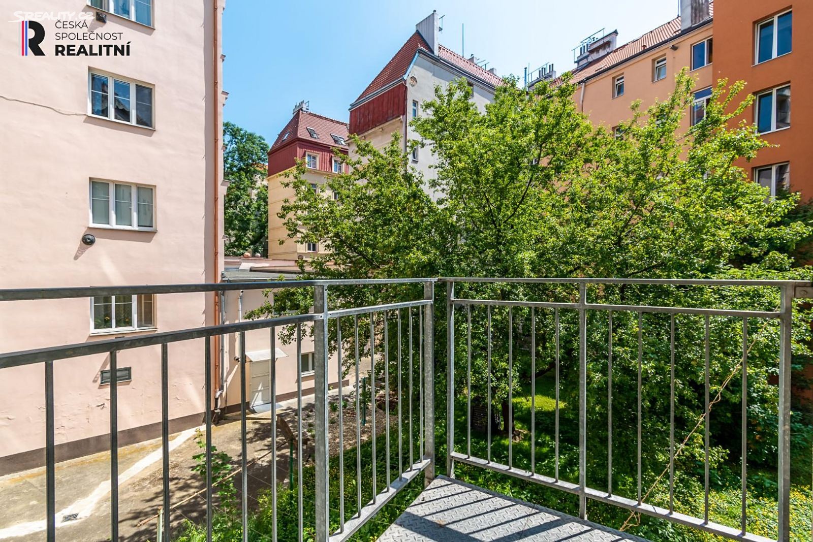 Prodej bytu 2+kk 47 m², Na Rokytce, Praha 8 - Libeň