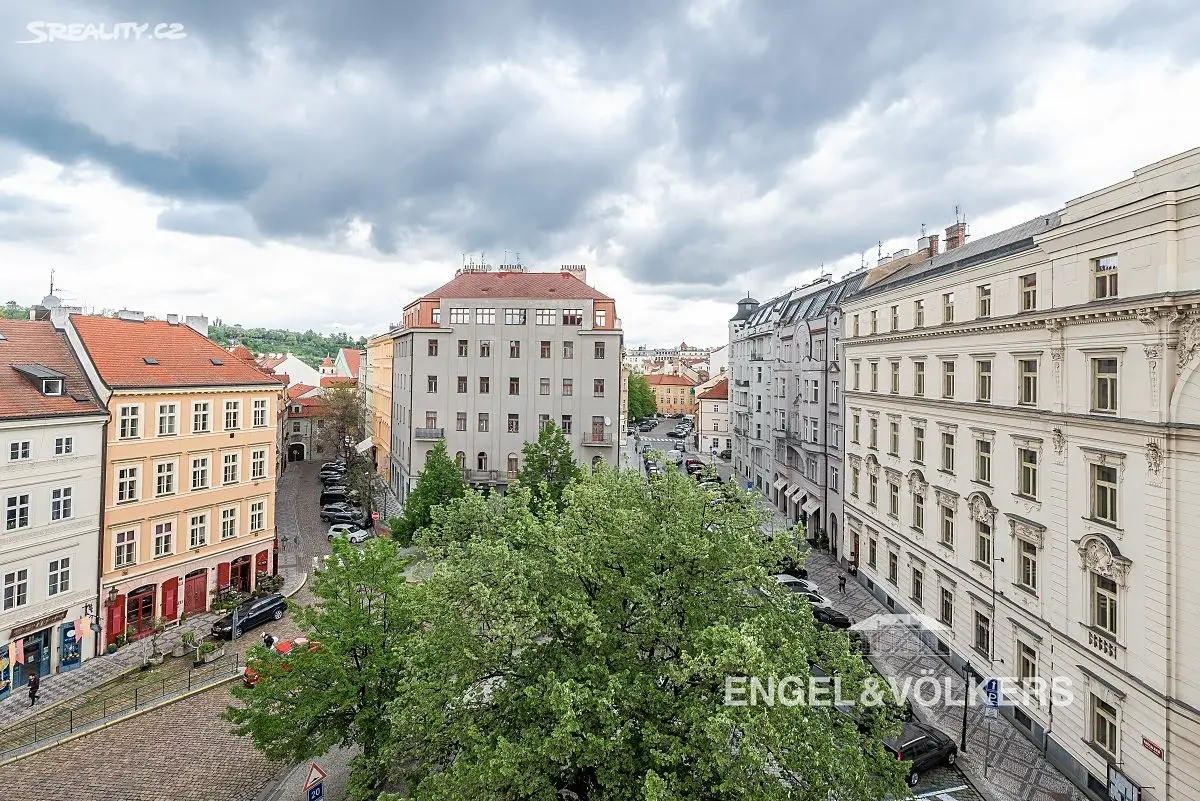 Pronájem bytu 2+kk 61 m² (Mezonet), Kozí, Praha 1 - Staré Město