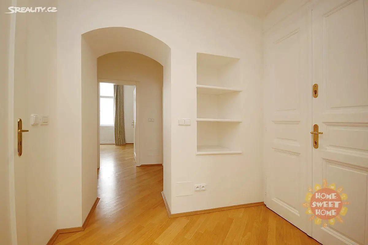Pronájem bytu 3+kk 104 m², Odborů, Praha 2 - Nové Město
