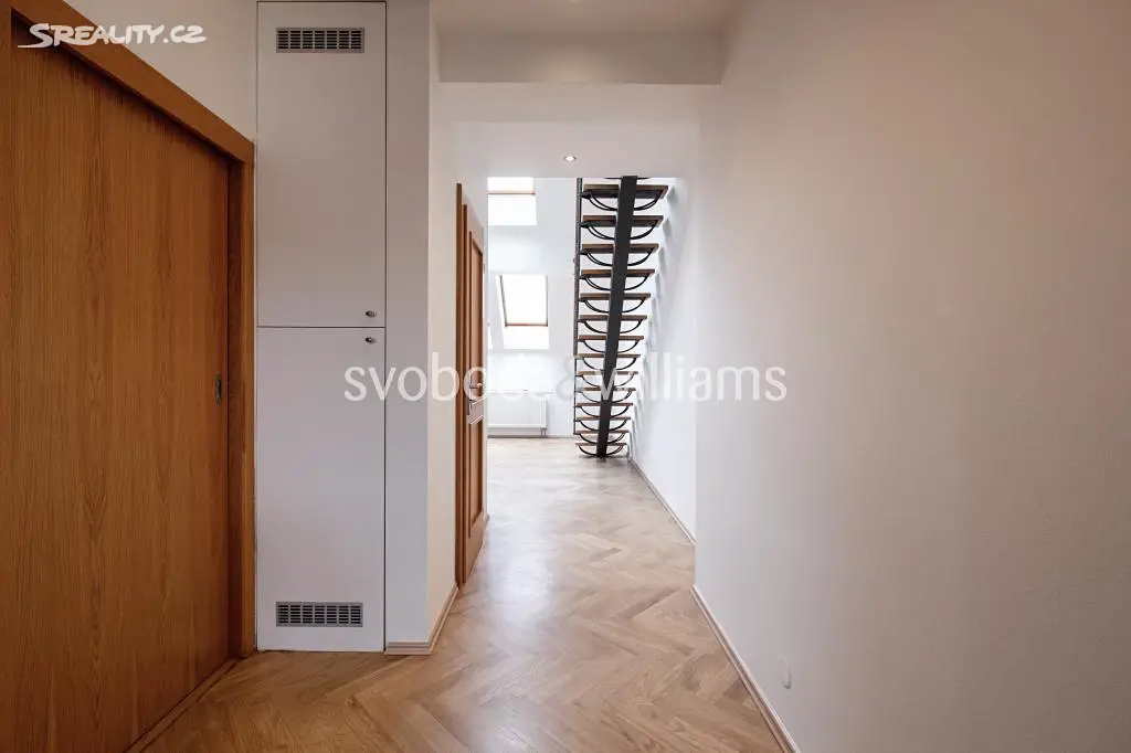Prodej bytu 2+1 87 m², Uruguayská, Praha 2 - Vinohrady