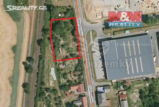 Prodej  komerčního pozemku 2 476 m², Šternberk, okres Olomouc