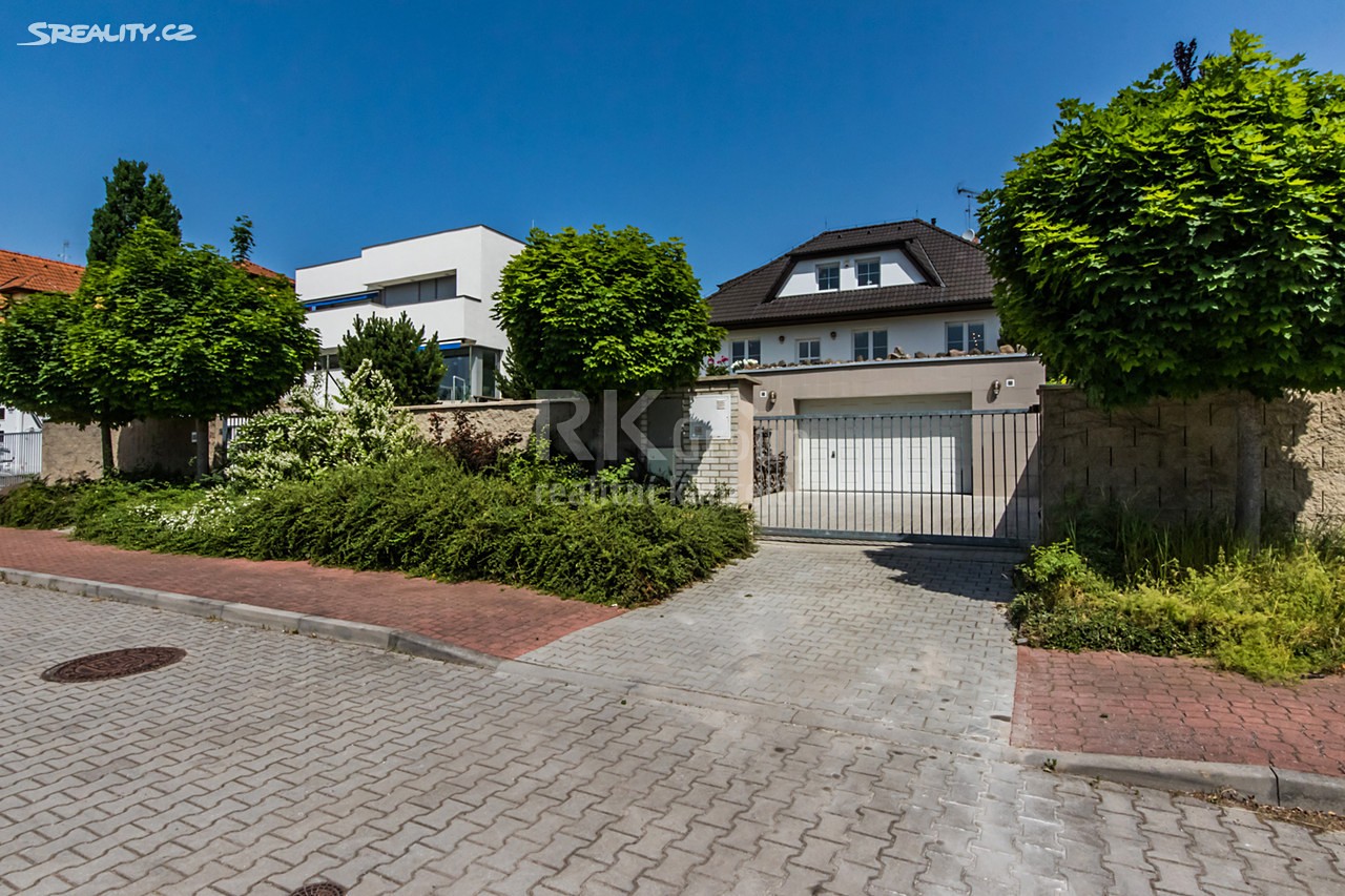 Prodej  rodinného domu 212 m², pozemek 953 m², Diamantová, Praha 5 - Slivenec