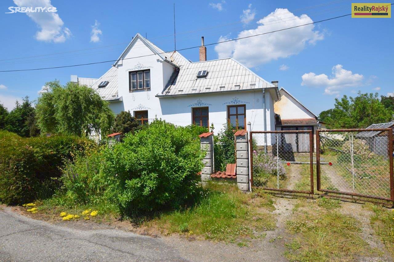 Prodej  rodinného domu 260 m², pozemek 964 m², Dvory nad Lužnicí, okres Jindřichův Hradec