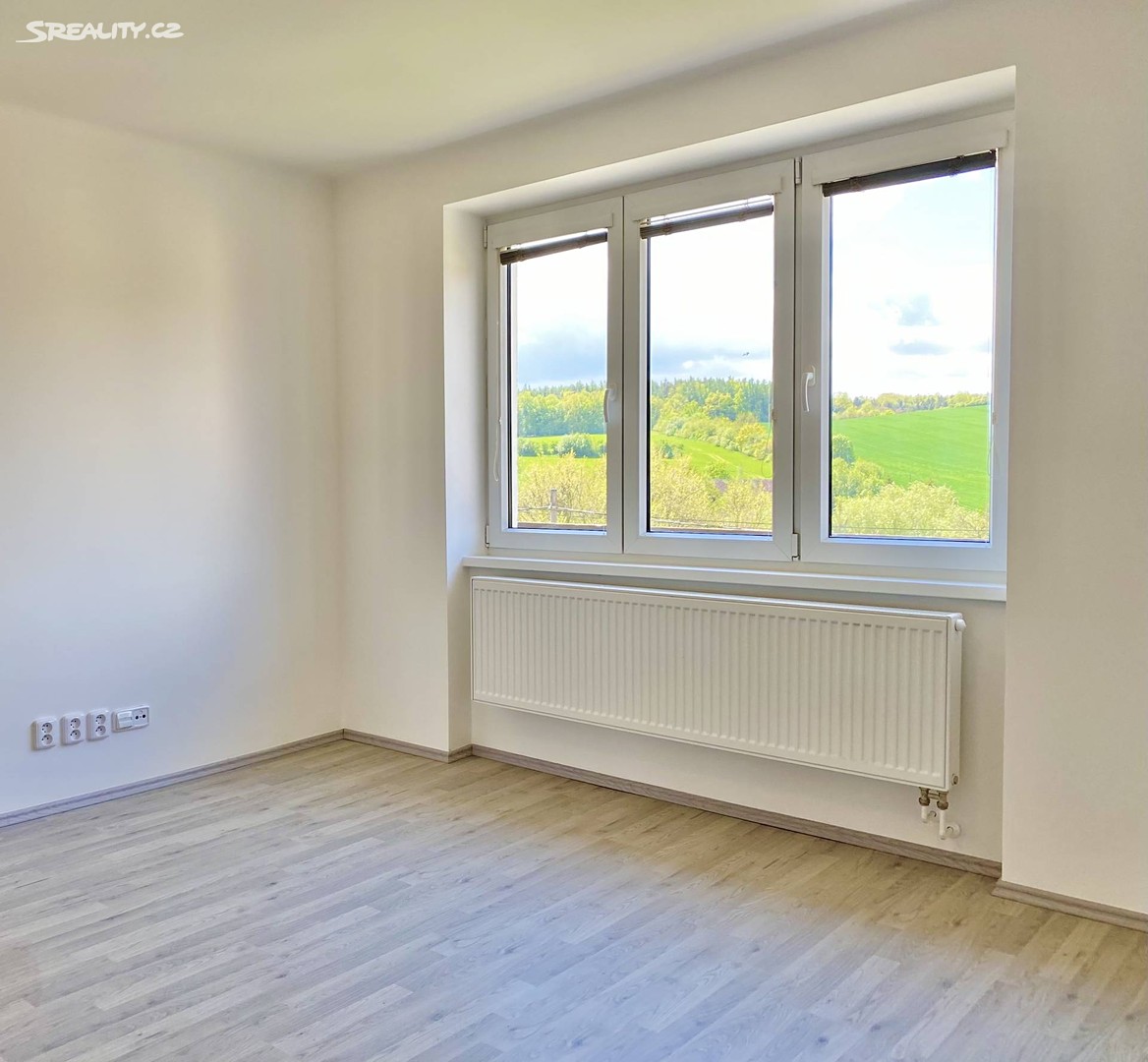 Prodej bytu 3+1 68 m², Vroutek - Mlýnce, okres Louny