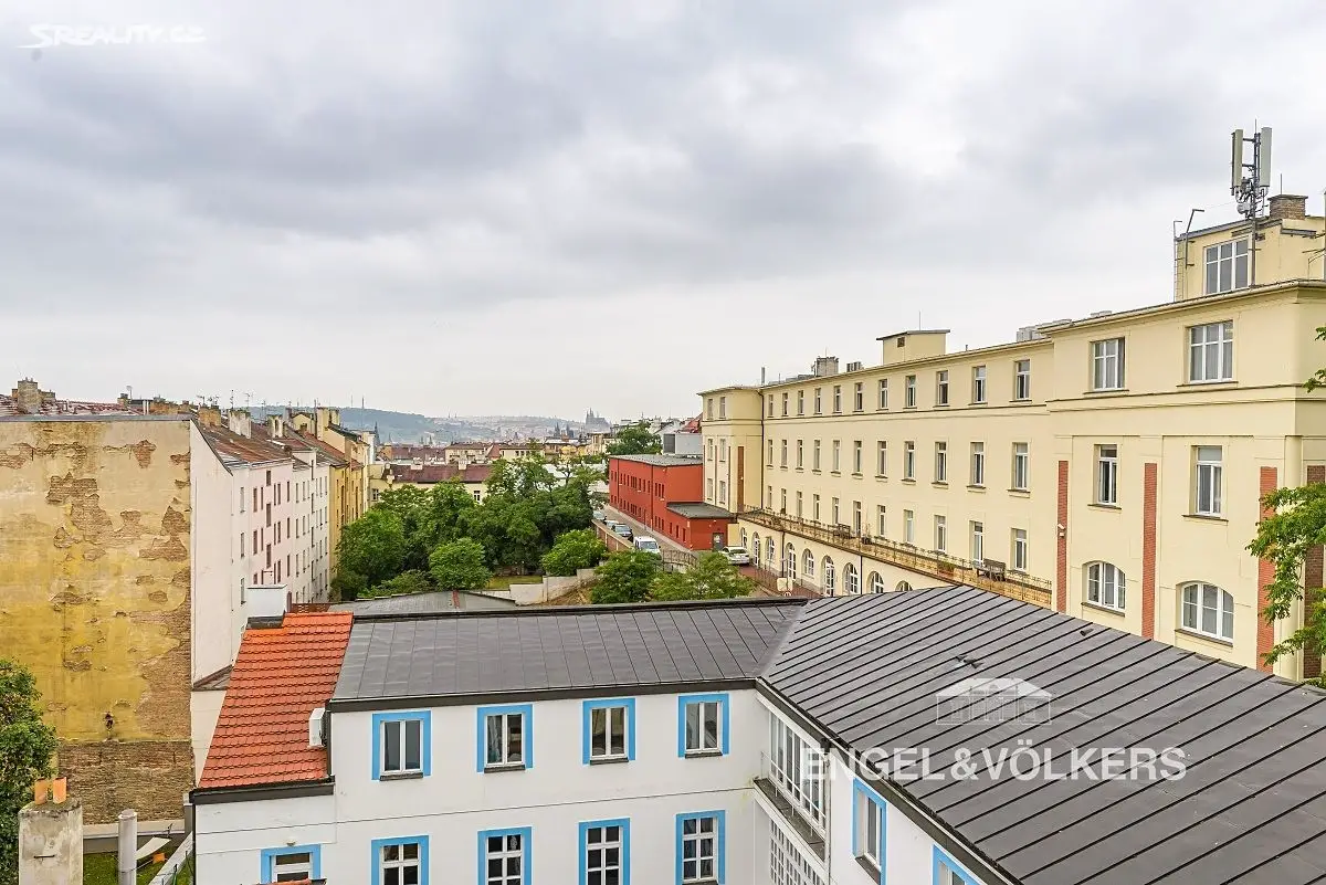 Pronájem bytu 5+1 109 m², Husinecká, Praha 3 - Žižkov