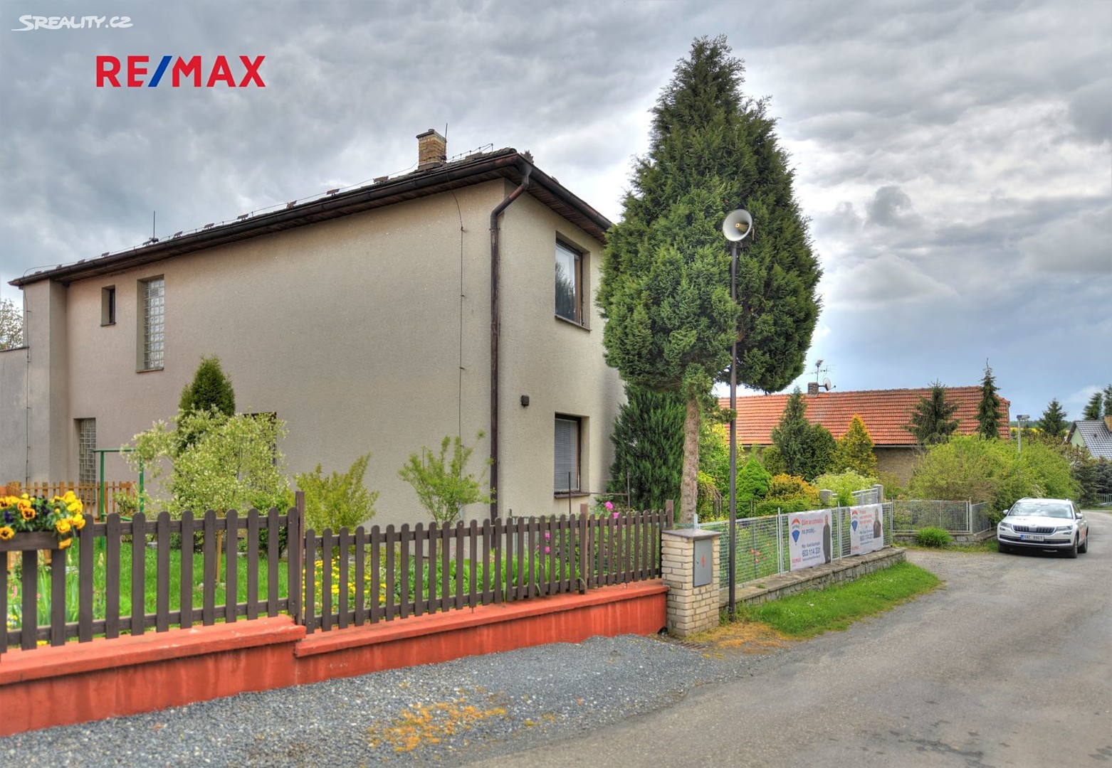 Prodej  rodinného domu 182 m², pozemek 2 006 m², Nučice, okres Praha-východ