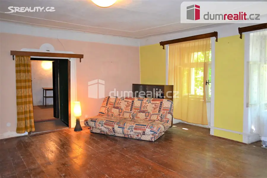 Prodej  rodinného domu 1 363 m², pozemek 1 623 m², Dublovice, okres Příbram